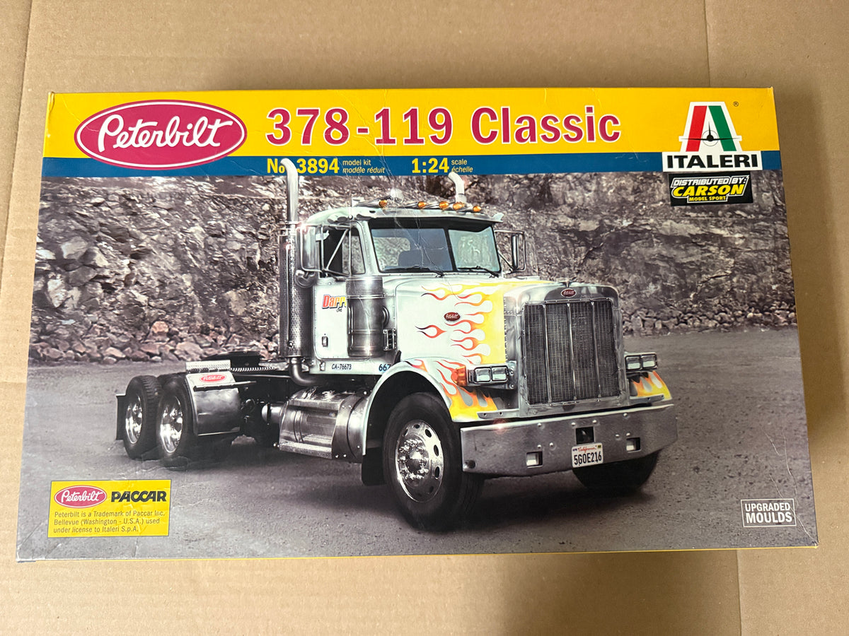 Italeri Peterbilt 378-119 Classic 3894 box front