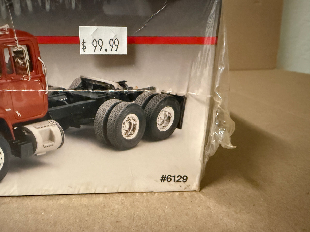 AMT Mack R Model 6129 box end kit 6129