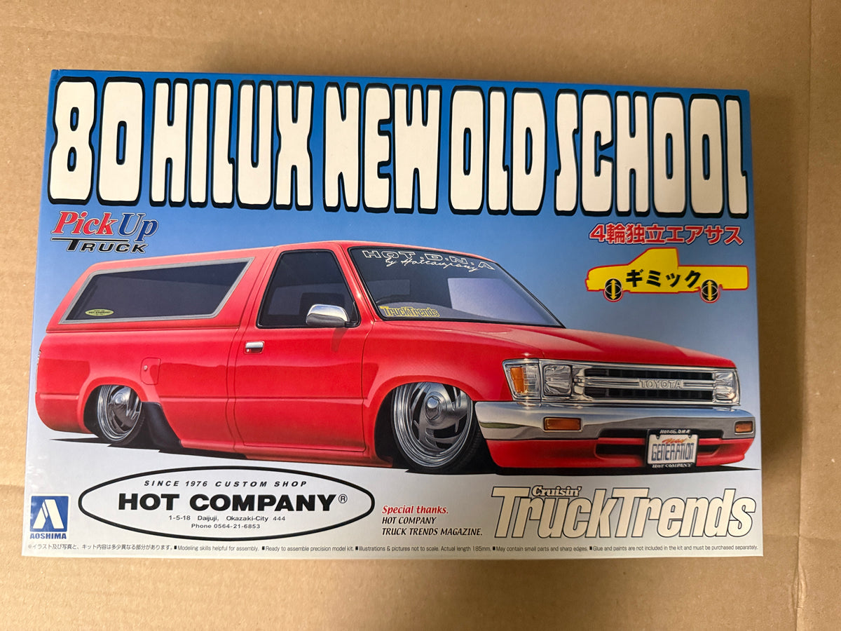Aoshima 80 Hilux New Old School box front