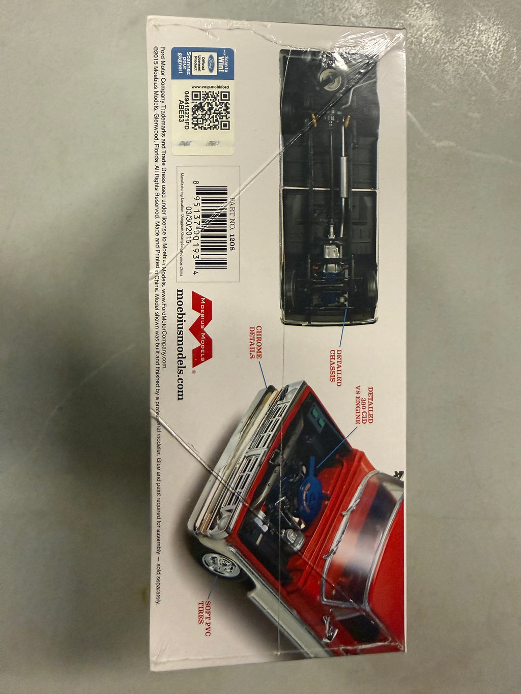 Moebius Ranger chassis and engine details