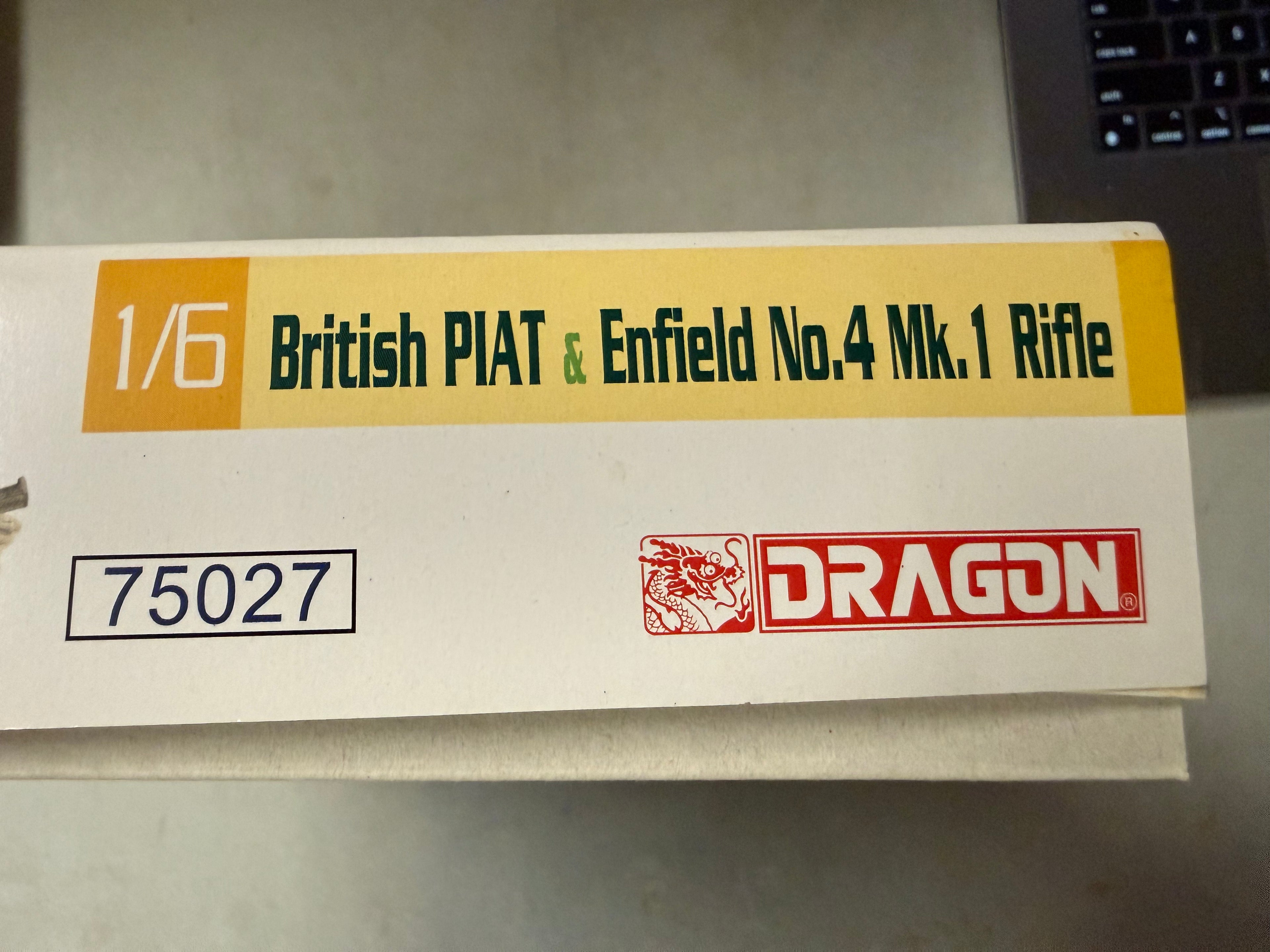 Dragon British PIAT box end
