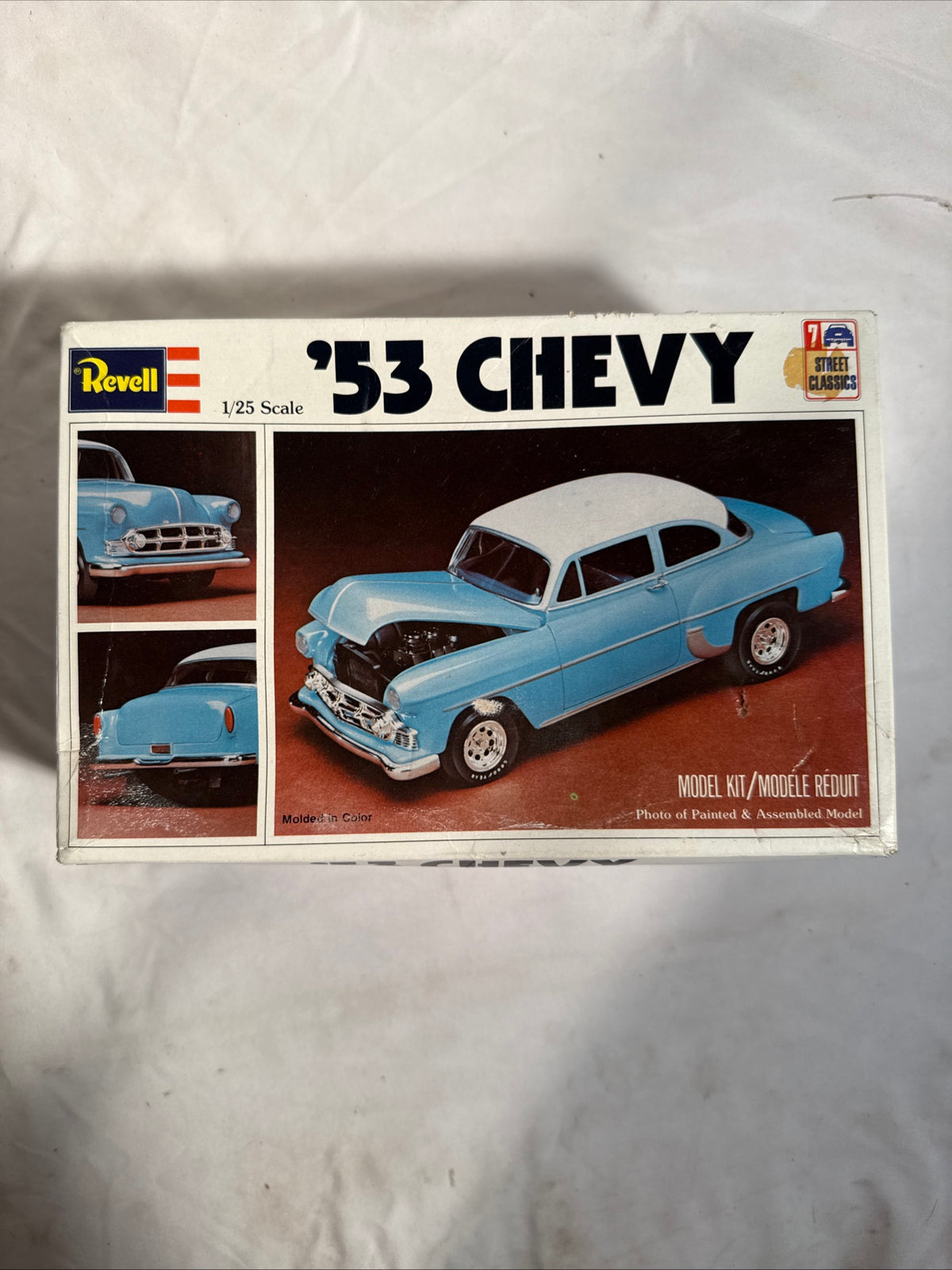 Revell 1:25 '53 Chevy Bel Air