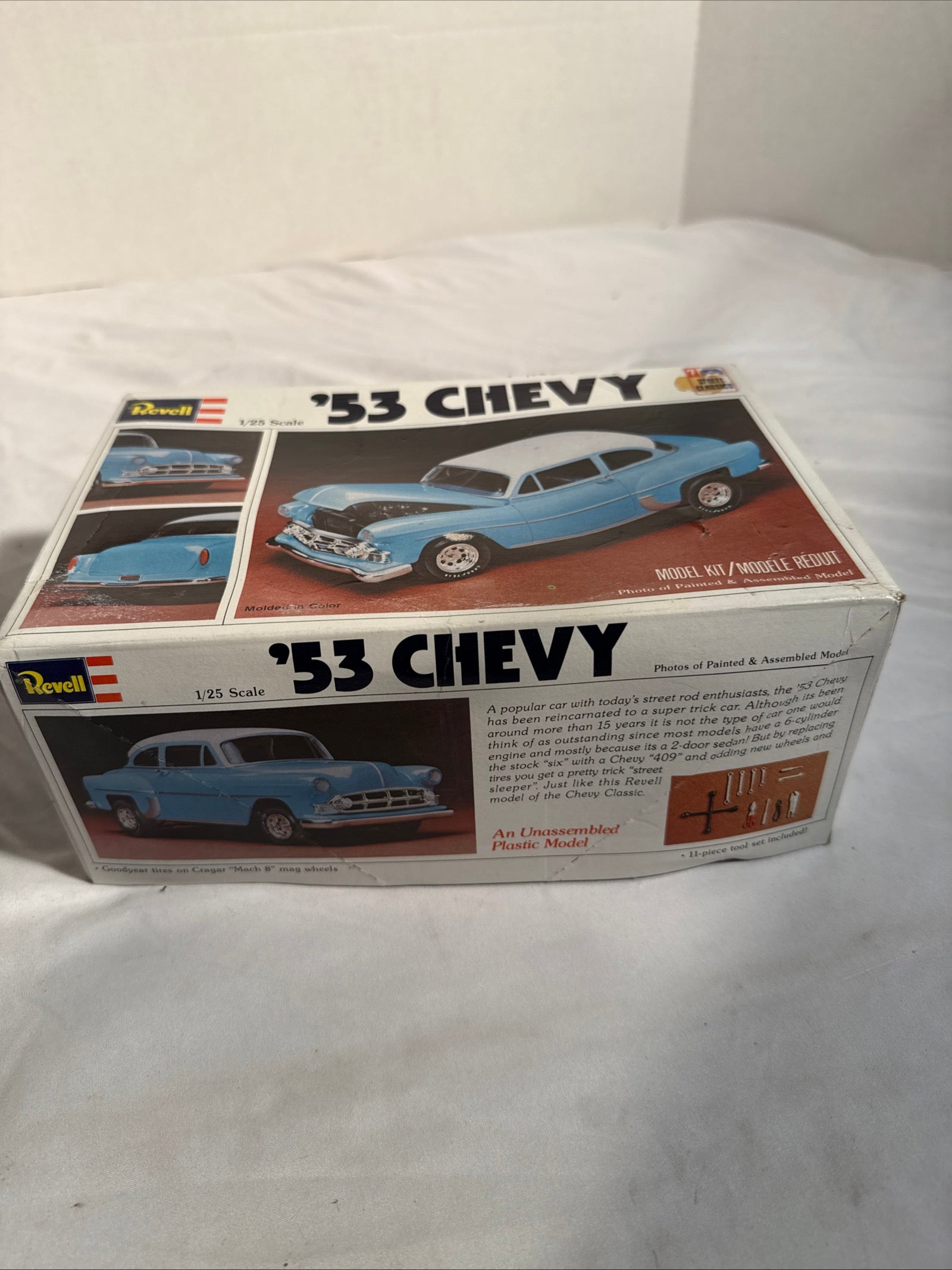 Revell 1:25 '53 Chevy Bel Air