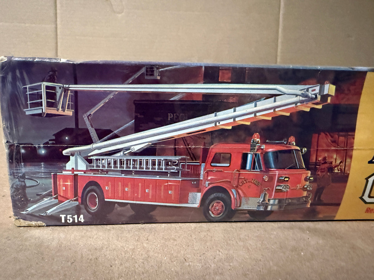 AMT American LaFrance Aero Chief T514 box end