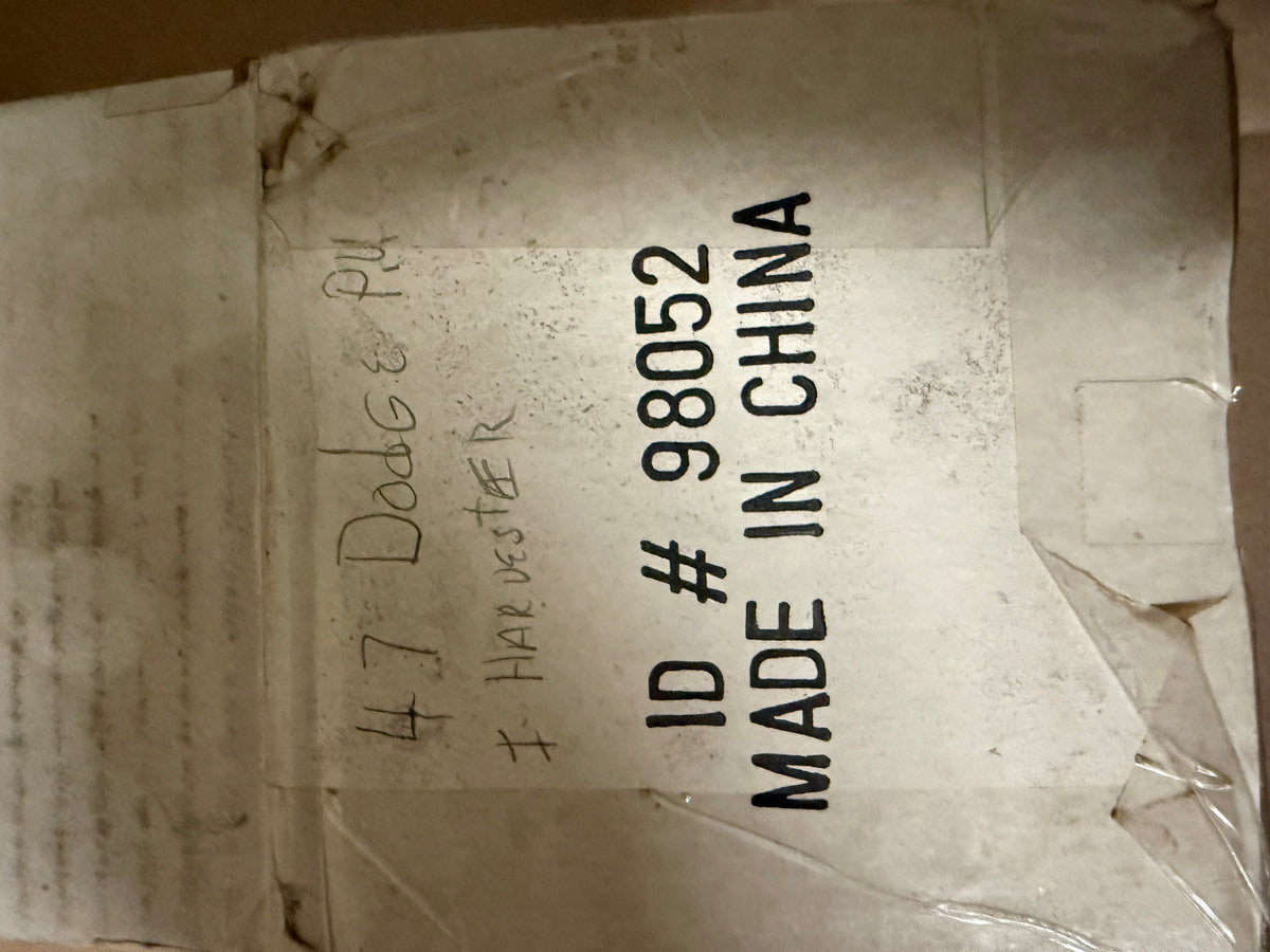 1947 Dodge Farmall box ID 98052