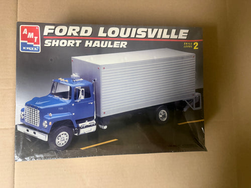 AMT Ford Louisville Short Hauler box front