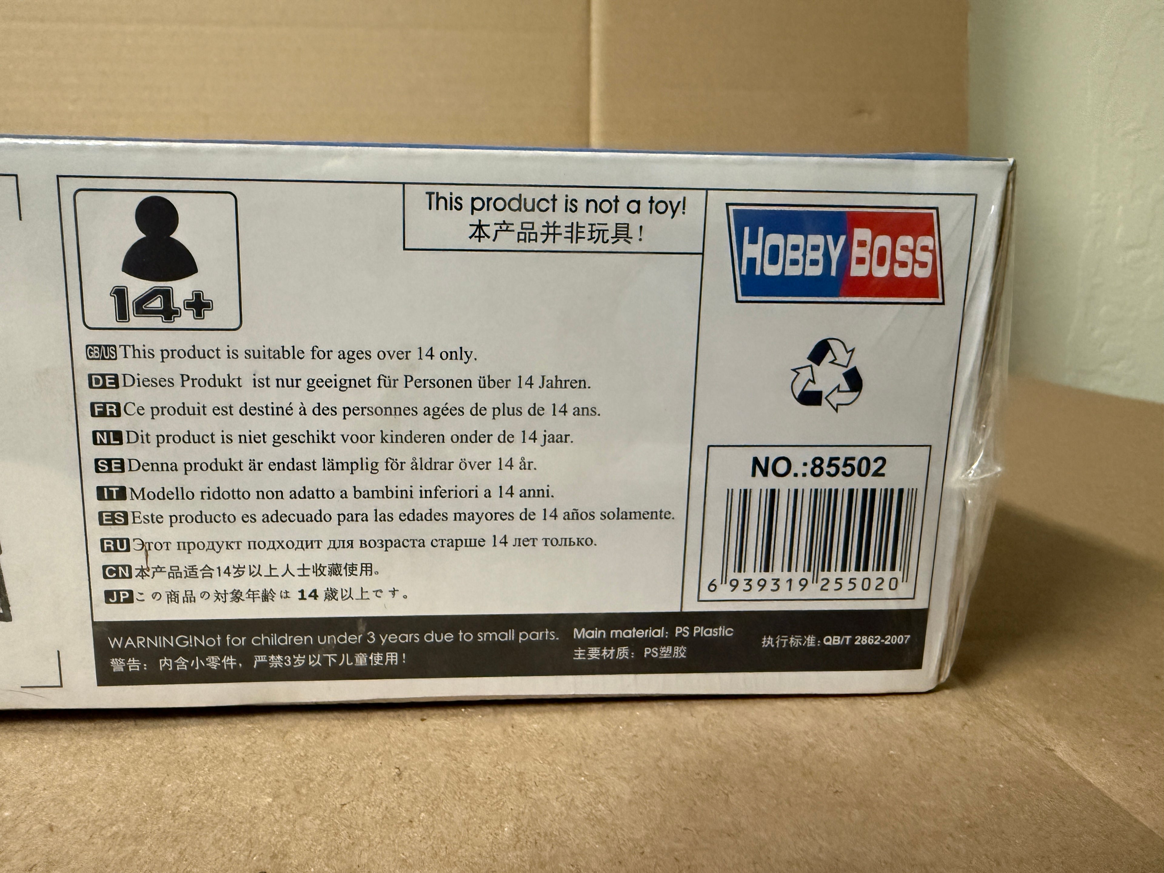 HobbyBoss M1070 M1000 85502 box end barcode 85502
