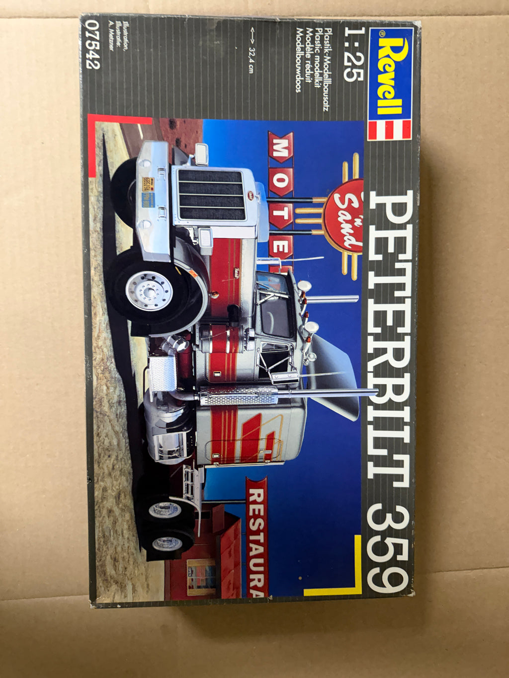 Revell Peterbilt 359 box front
