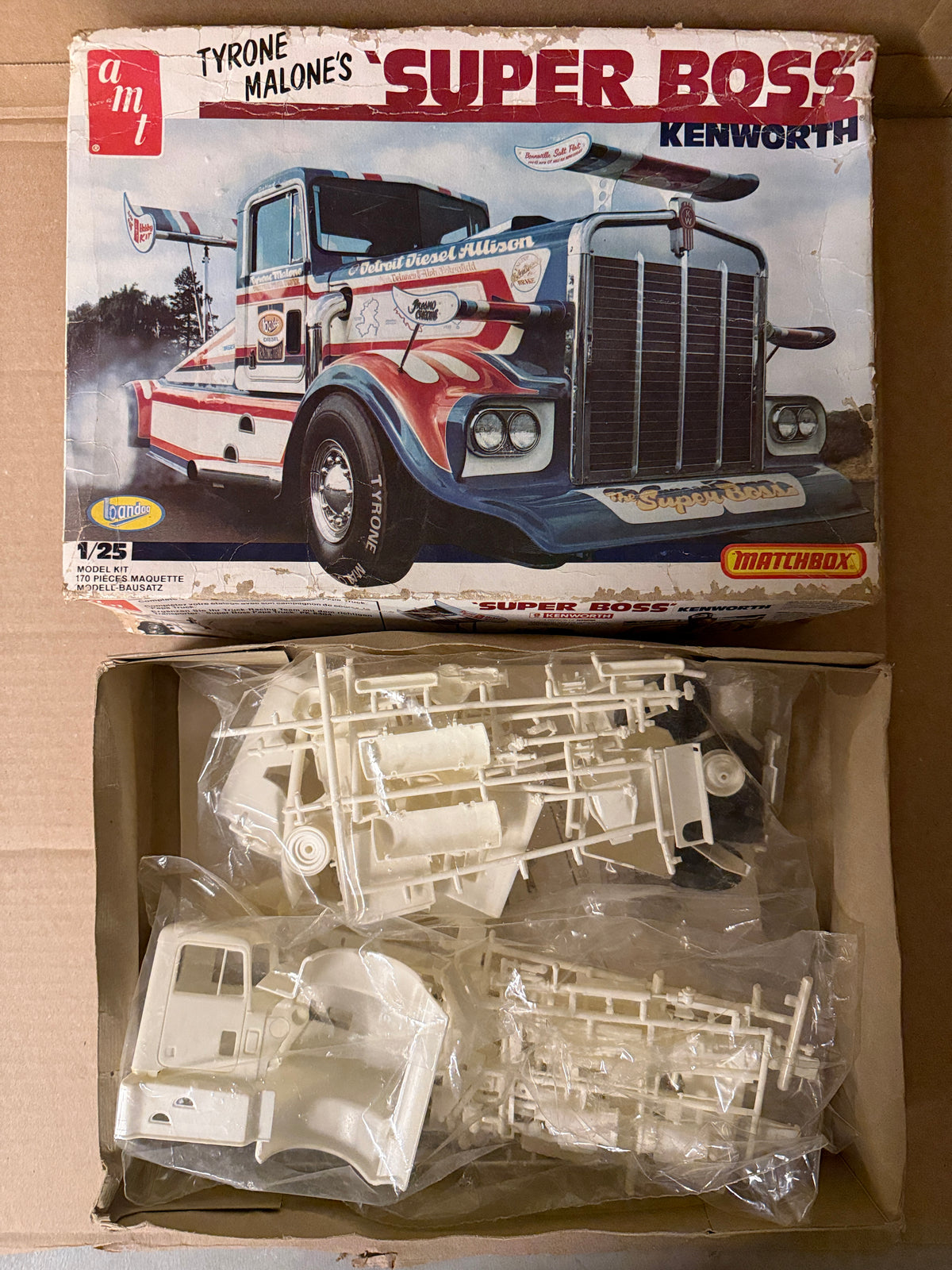 AMT Super Boss Kenworth open box and parts